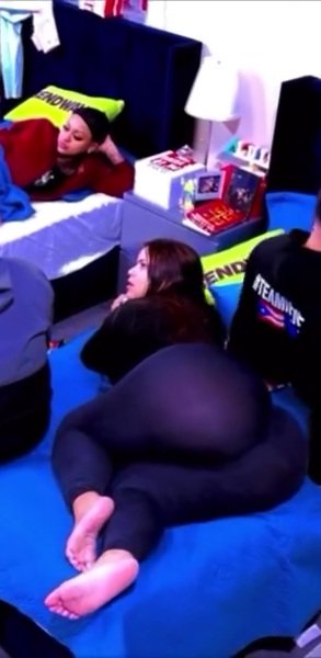 Benefits of having a large buttocks #iOSv7TAl